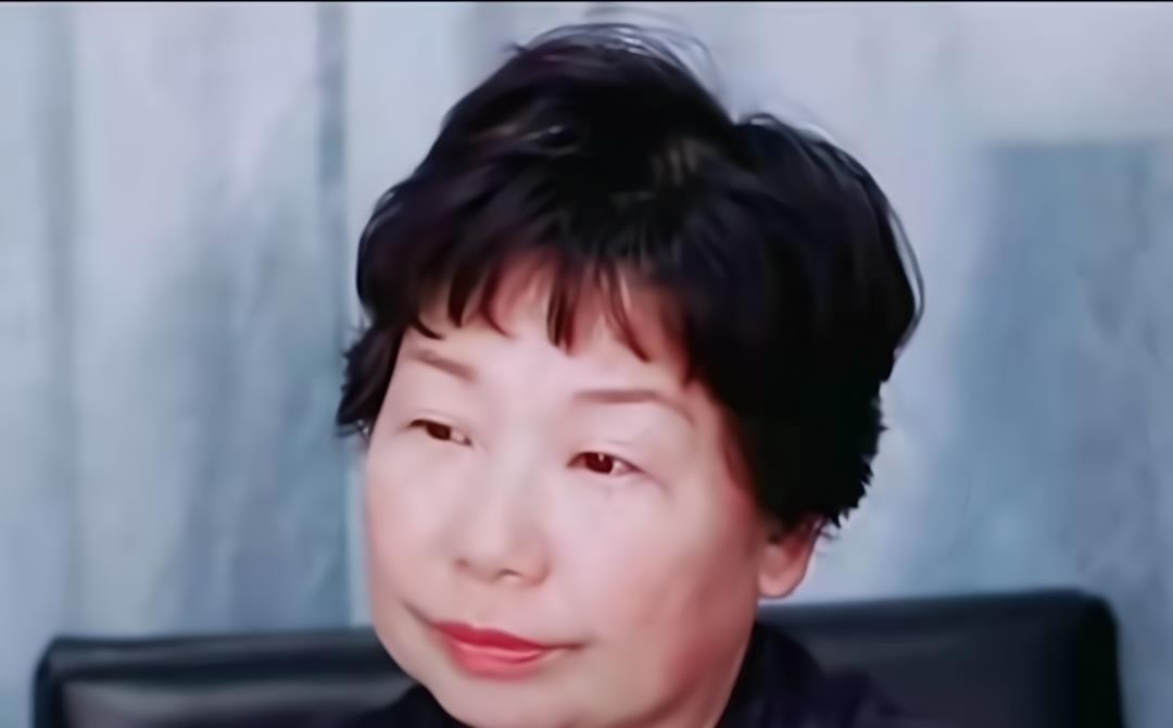 杜新枝|面对熊磊近十次公开示好甜言夸奖，杜新枝会真正接受这个儿媳吗