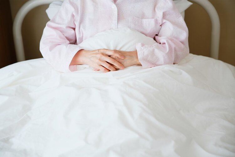 睡眠|43岁男子脑梗死，从不喝酒抽烟，医生叹息：1件事做太多了