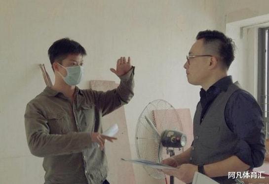 苏炳添装修新房!娇妻罕见现身与设计师交谈,颜值气质出众太美了