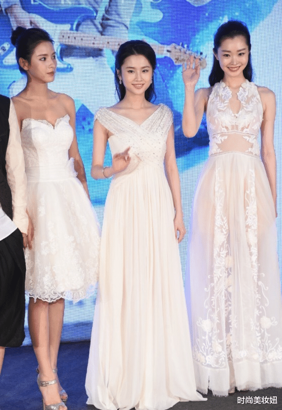 时尚美妆妞|“宋轶”越看越漂亮，一袭白纱连衣裙高级大气，又美出圈了
