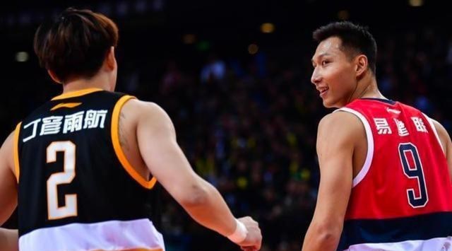 张倩育儿聊|谜底终于揭开！丁彦雨航季前赛被雪藏，巩晓彬真没说谎徐长锁无奈