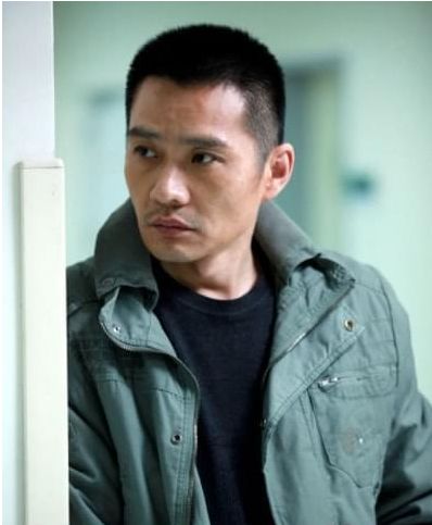 任帅|任帅：为“丑妻”定居上海，38岁得子乐开怀，爱哈尔滨也爱上海