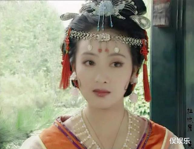 于正|有种整容叫演于正剧，在别人剧里个个美如画，到他这就“现原形”