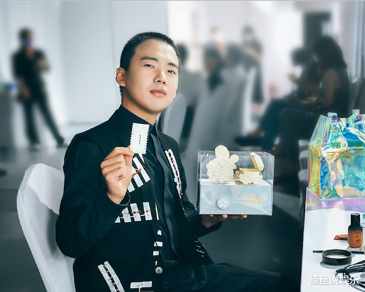 郭麒麟|郭麒麟寸头亮相，《赘婿2》原班人马回归，《庆余年2》正式开拍