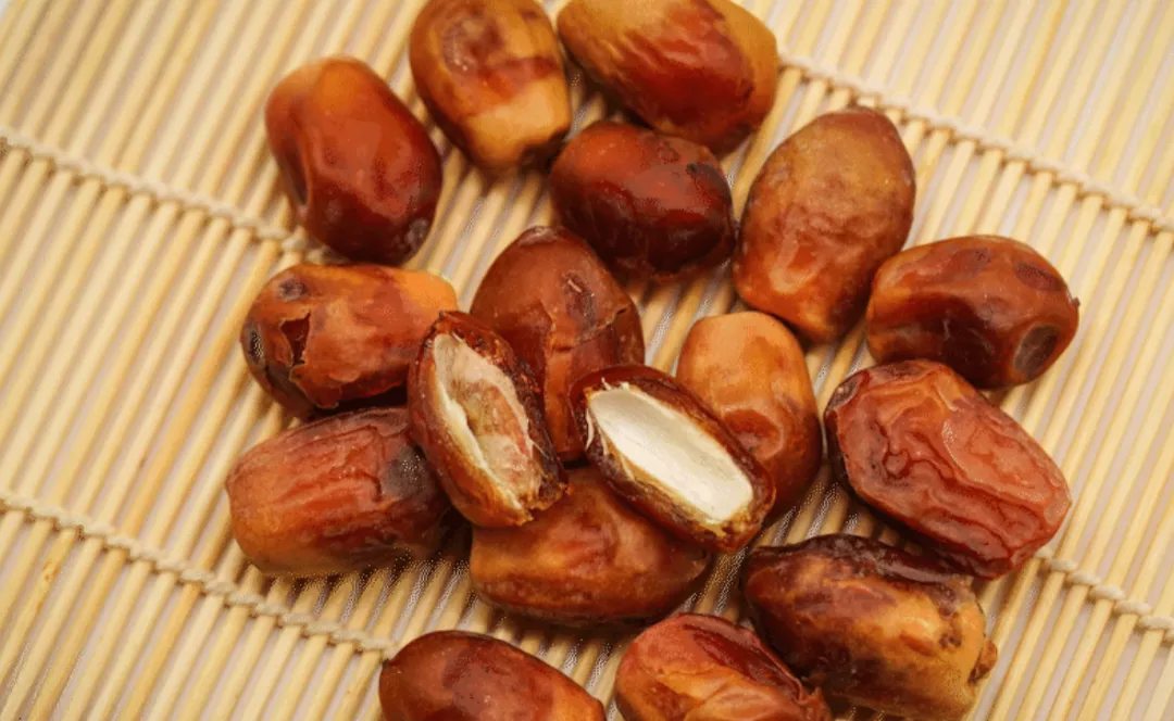 小柒育儿|心肝宝贝奖门人：秋季最补Vc的水果，7颗就相当于1碗饭