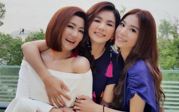 Selina|2010年张承中娶了毁容的selina,看似一往情深,实则是个圈套