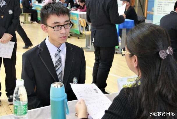 大学生|大公司HR坦言:有些大学生的简历不用仔细看,基本就可以直接淘汰