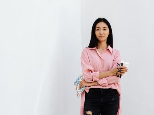 仲念念|女人提升气质，通常有4个有效方法，占两条就很不一般了