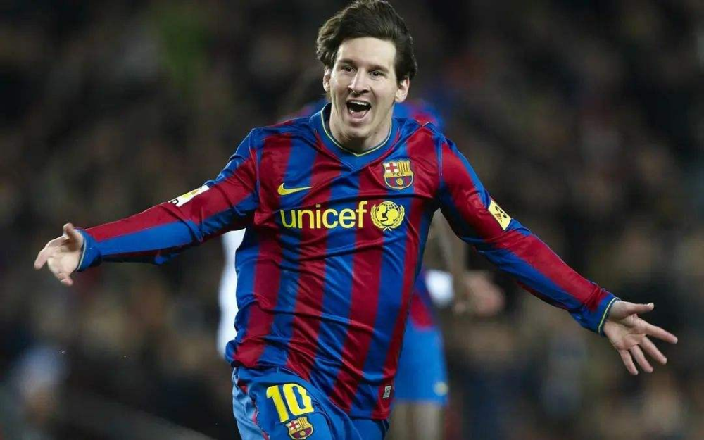 那些你很冒险的梦 26岁苏宁旧将梅西附体！左右两个肋部来回穿插，如泥鳅一样顺滑！