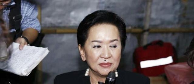 豪门|洪金梅：为嫁豪门穿塑身衣30年不离身，丈夫遗嘱财产只给一元钱