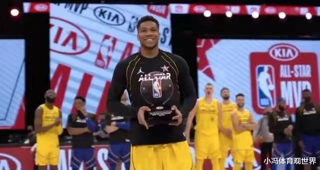 詹姆斯·哈登|正負(fù)值-23！全場(chǎng)最低，說實(shí)話哈登的武器庫真的不適合全明星賽