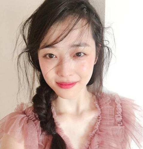 权珉娥|韩国女团成员自曝曾遭集体侵犯，受伤后爬着回家，对方是当地名人