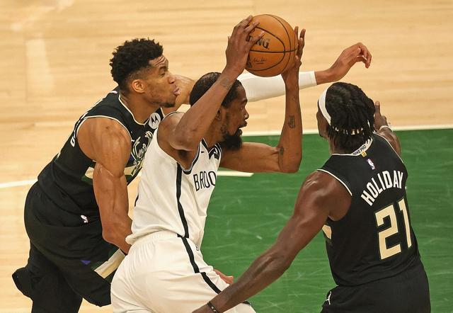 加内特|NBA合同总额最高的十位球星，加内特上榜，库里两份顶薪仅排第二