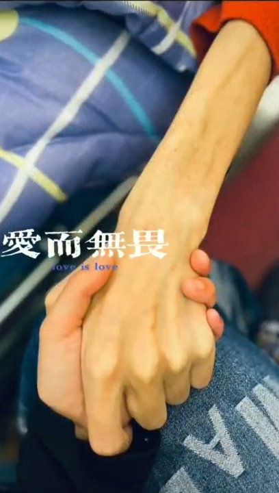 冯小刚|29岁姚策因肝癌晚期去世！网友热议：人走了房子没还！