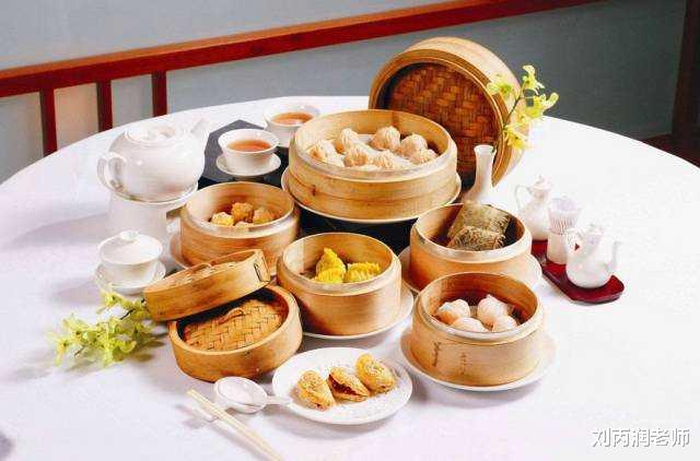 馒头|开了个早餐店，4个人干一天营业额1100元，房租3000元还能干吗？