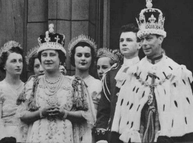 英国|英女王母亲102岁去世，没能阻止卡米拉进门，将大半遗产留给哈里