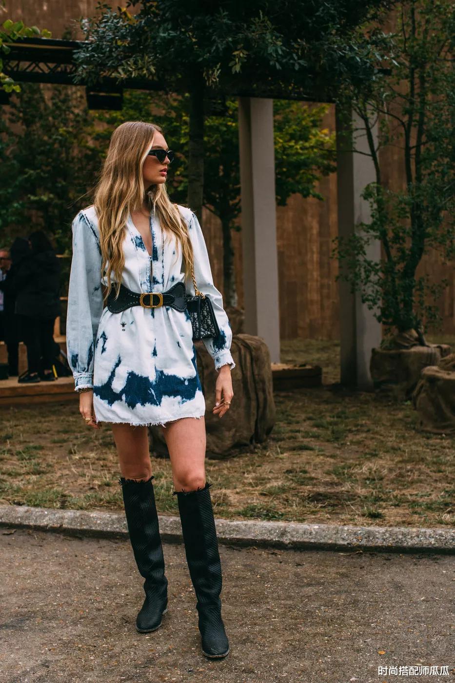 时尚搭配师瓜瓜|时髦的女人都不穿小白鞋了,今夏流行这“3双鞋”,小个子也合适