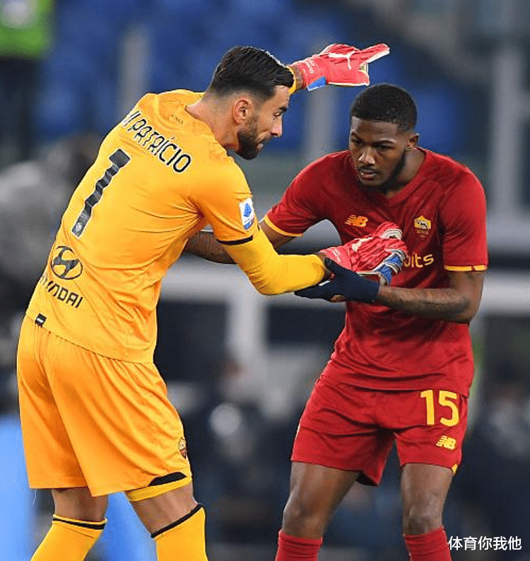 羅馬|穆帥太慘了！羅馬新援首秀就失誤，禁區(qū)內(nèi)漏人，對手輕松破門