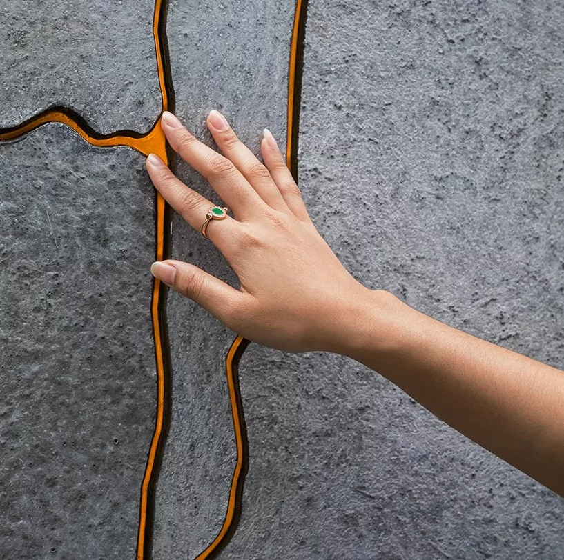 天书|上海宝格丽用廉价啤酒瓶造出“翡翠屋”火到外网！居然还能这样！