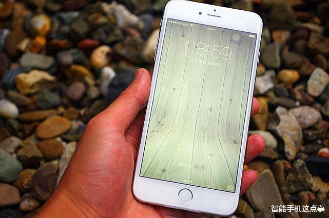 苹果|苹果首款大屏手机:已列为过时产品,该彻底说再见了