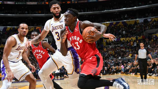 帕斯卡尔·西亚卡姆 篮网勇士讨论西亚卡姆交易针对湖人 三方首次接触猛龙要更多筹码