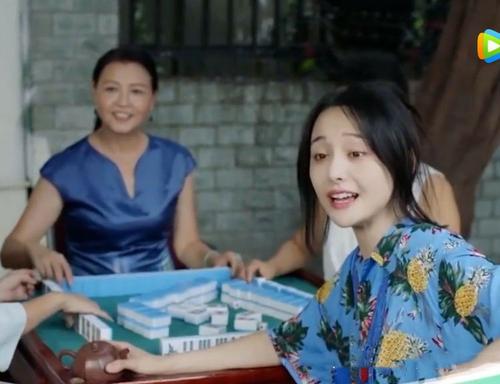 散打|被封杀后，郑爽背后5大金主曝光！冯小刚一句话扯下“遮羞布”