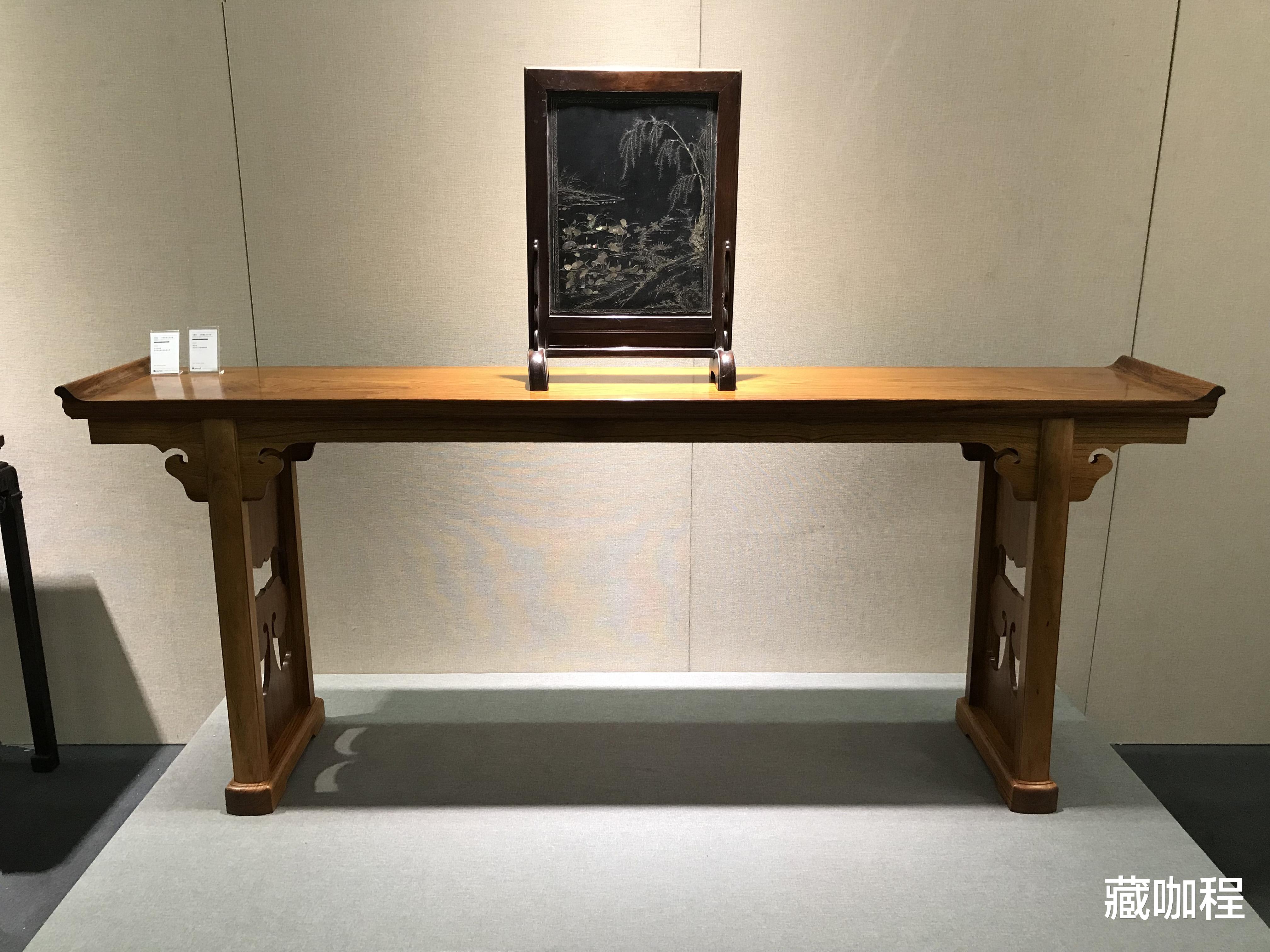 评弹|木质细节看不清，黄花梨石面座屏63万成交