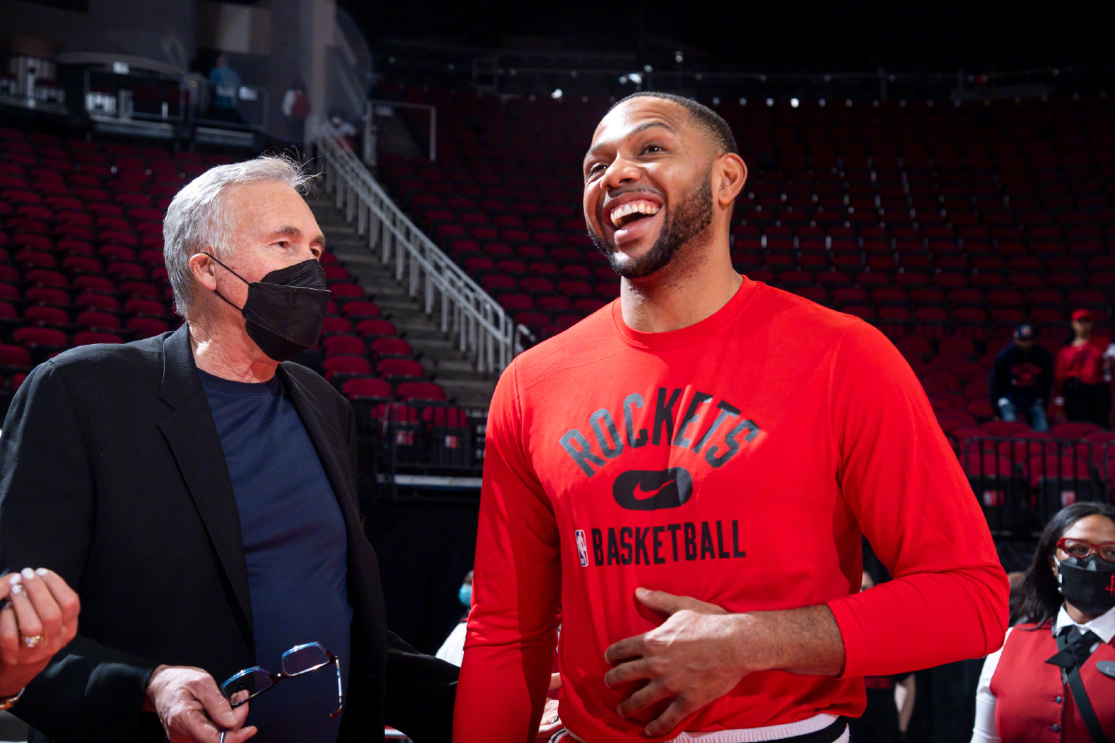 火箭队|火箭一跃到NBA强队行列，马修斯功不可没，细致分析续约合同走向