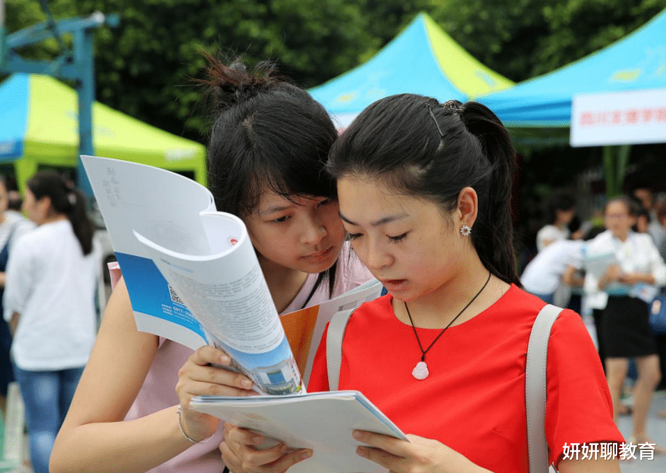 |男生不愿娶的女生职业排行榜，榜首“出乎意料”，护士无缘前5