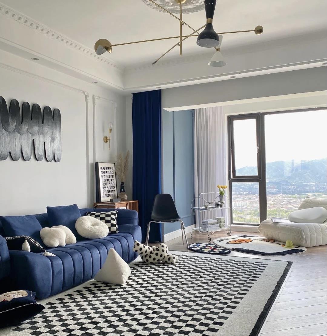 法式风情的新居，120㎡中色彩的冲击与细节的把控，让人流连忘返