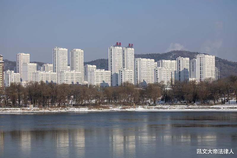 凯文大帝法律人 商品房买卖合同未约定迟延办证违约金,购房人依法维权不受影响