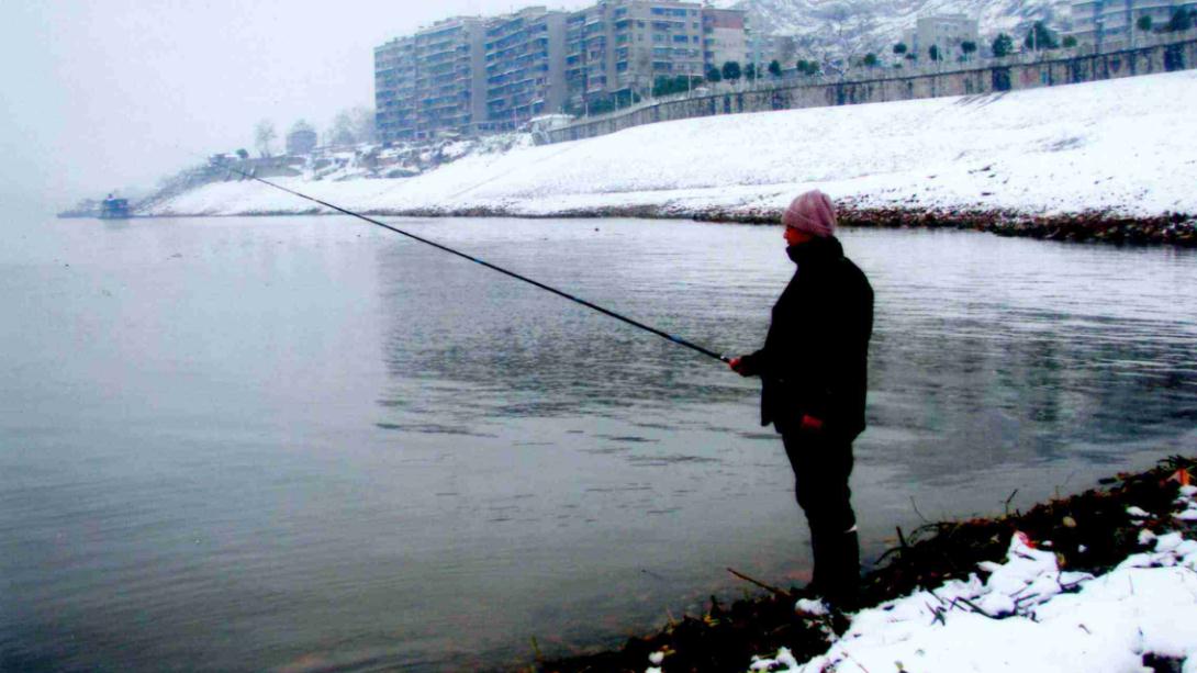 |冬钓用这1招能又快又准找到底，真有这么神奇？我来告诉你实情
