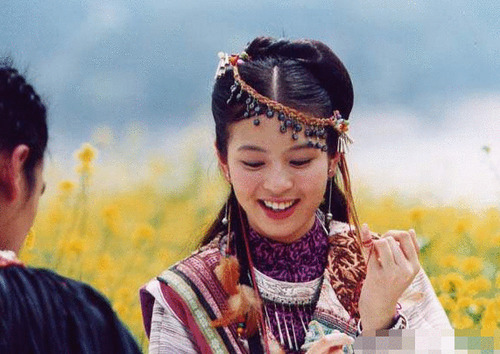 胡歌|因17岁意外怀孕而退出娱乐圈，如果不出事应该比胡歌还要红吧！