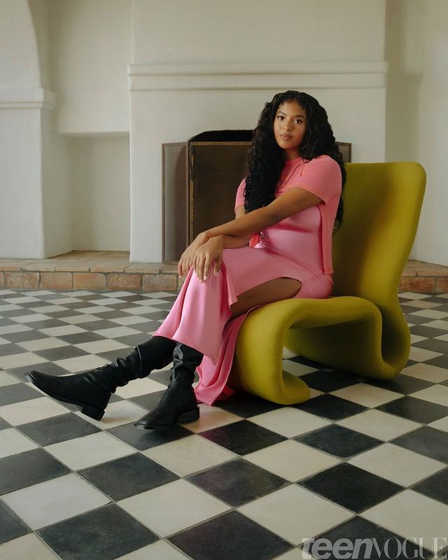 全球时尚风行|科比19岁大女儿“金九”时尚大片出炉！贵妇造型惊艳，比瓦嫂还美