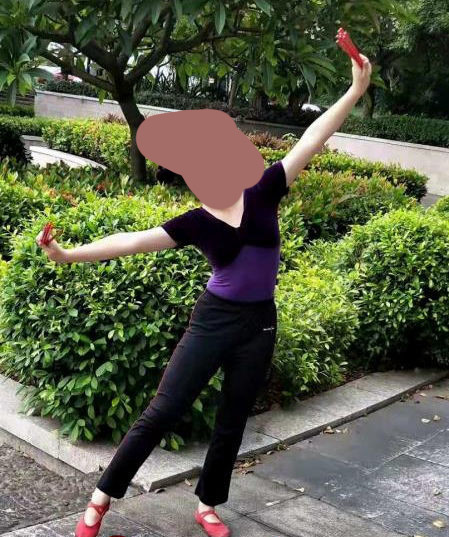 盲盒 200元悲剧！女学生因“偷盲盒”跳楼身亡：店家欲赔65万未果！