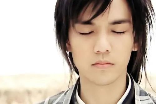 赵丽颖|又一男星隐婚被曝光!网友:出道28年0绯闻,原来是为了她