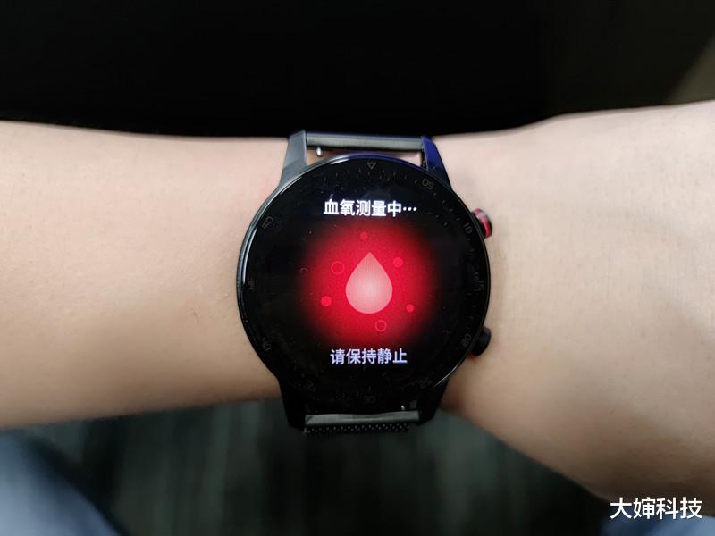 智能手表|智能手表从此有了“纯欲”天花板！努比亚红魔手表精钢版新品体验