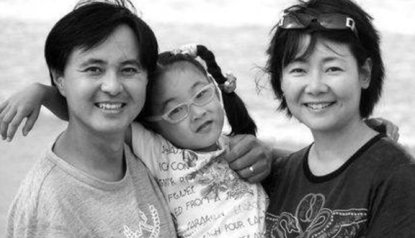 陈妍希|情史干净的7位女星，个个嫁初恋恩爱几十年，娱乐圈再浊她们独清