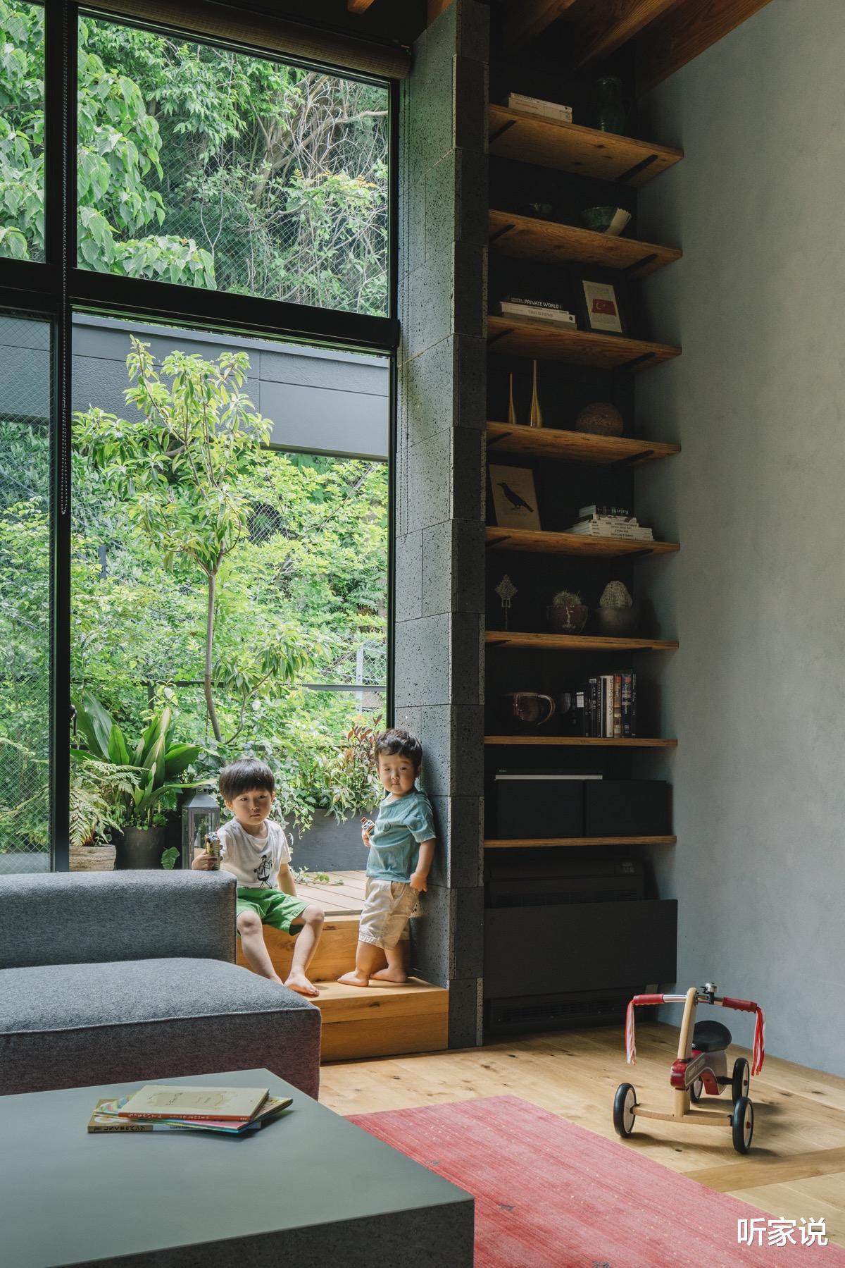 听家说|日本34岁单亲妈妈自律生活:独自抚养俩儿子,把家收拾得一尘不染