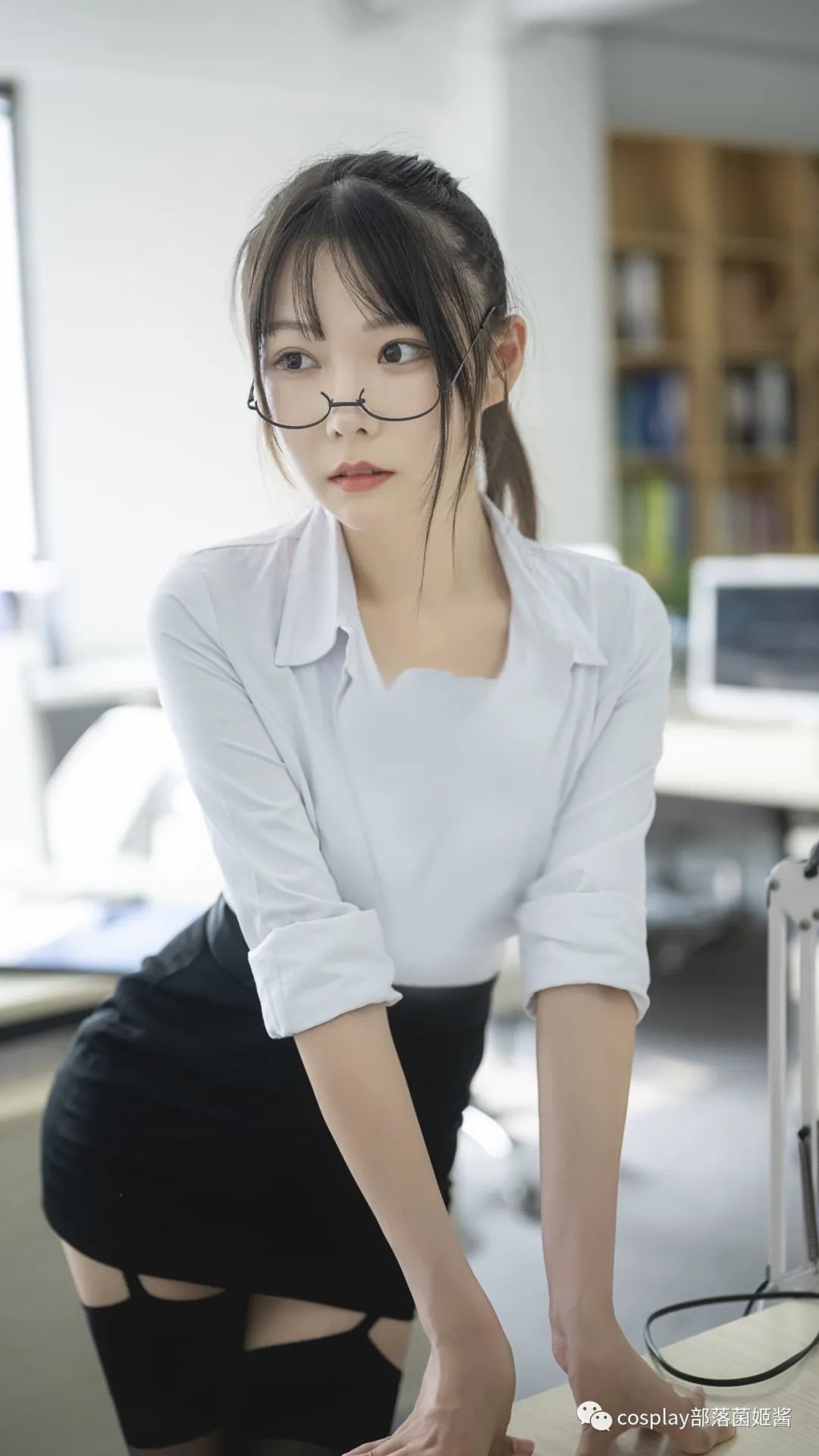 写真|OL写真：假期结束了，该好好工作了吧