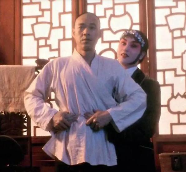 张国荣|张国荣，自杀的3个原因，找到了，个个都致人死地