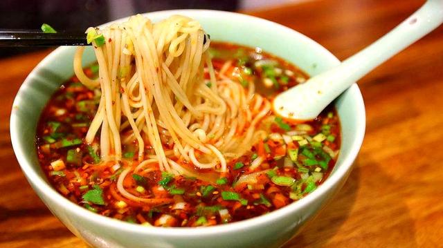 钟丽缇|容易“长肉”的主食,米饭不在内,这4种食物,能不吃尽量不要吃