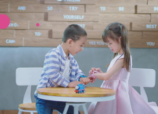 福林妈咪|朋友的“社交牛逼症”让我羡慕!你的孩子有没有,从小就能看出来