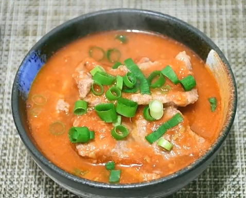 排骨酱|番茄牛肉汤这样做，简单易上手，酸爽开胃，专治食欲不振