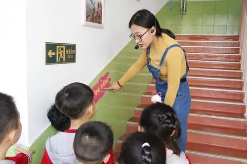 菁妈育儿|资深幼儿园老师：上幼儿园不哭的孩子，大多来自这5种家庭