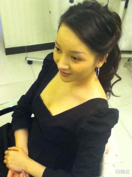 许晴|“北影女神”饶芯语，2014年嫁给68岁的王奎荣，现在过得幸福吗？