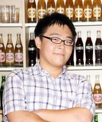 郝劭文|郝劭文：4岁爆红9岁隐退，千万积蓄被父母败光，现今怎样了？