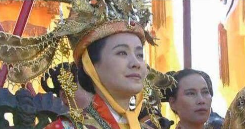 骊歌行|朱元璋要杀刘伯温，马皇后送来3个水果，刘伯温秒懂，捡回一条命