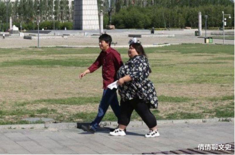 郑多燕|“校花”陈皖枝:被丈夫养到300斤,睡塌两张床,现今如何了?