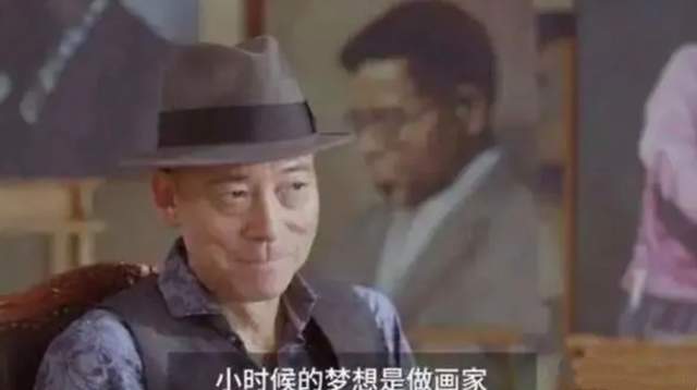 贾玲|64岁戏骨被曝街头开出租!主动为乘客搬行李,面对镜头大方打招呼